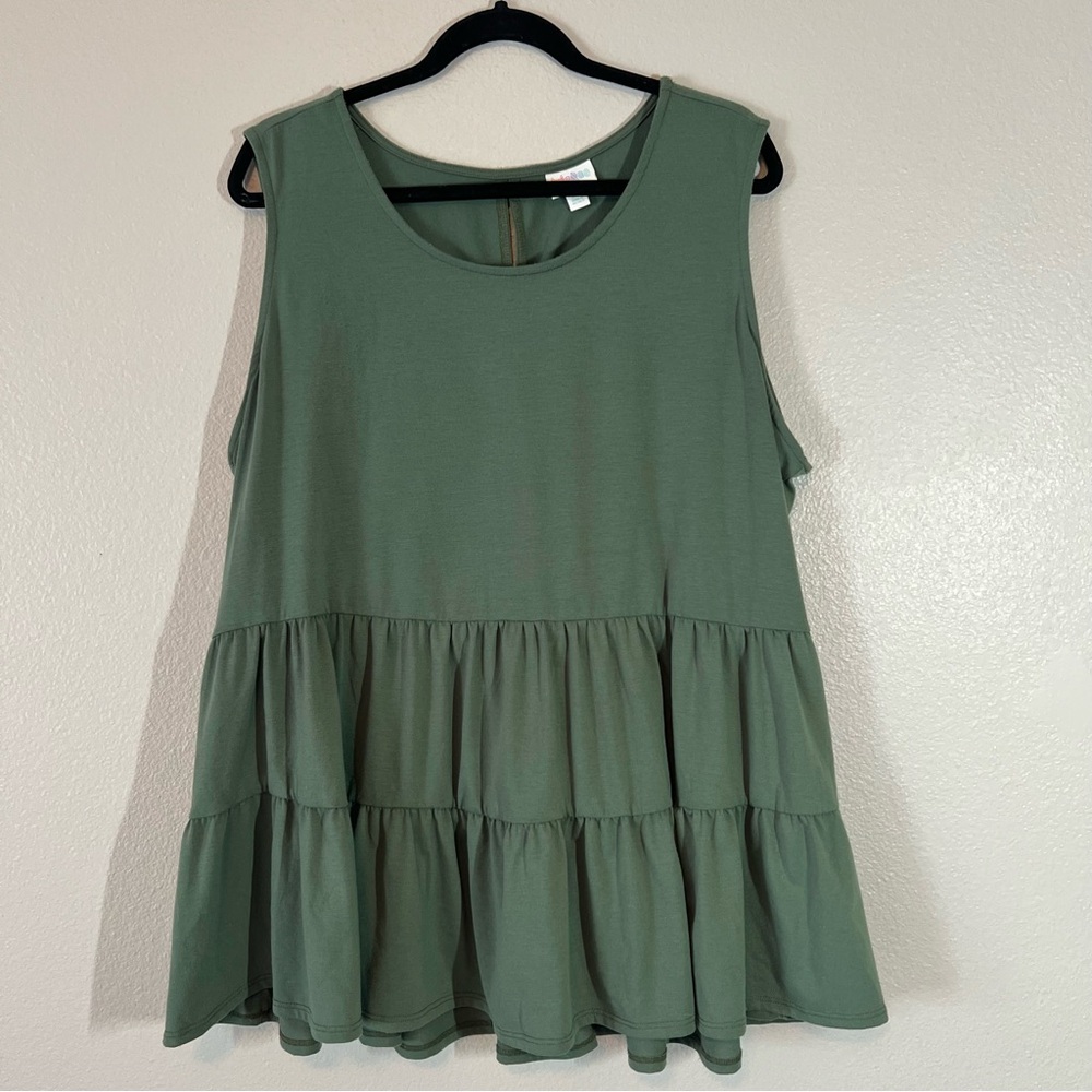 Lularoe Eliana Tank 2XL